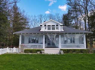 8119 S Lake Shore Dr, Harbor Springs, MI 49740
