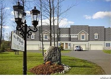2nd image of 8301 Beaumont Dr