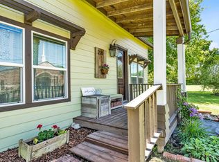 220 E Holley St, Alba, TX 75410