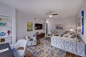 518 Lamar Ave — Photo 41