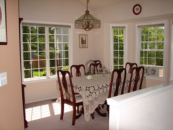 Formal Dinning Room