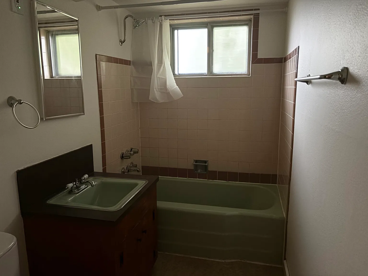 3724 SE 40th Ave — Photo 3
