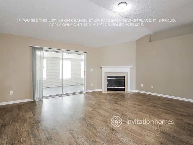 11275 Chertsey Ln — Photo 5
