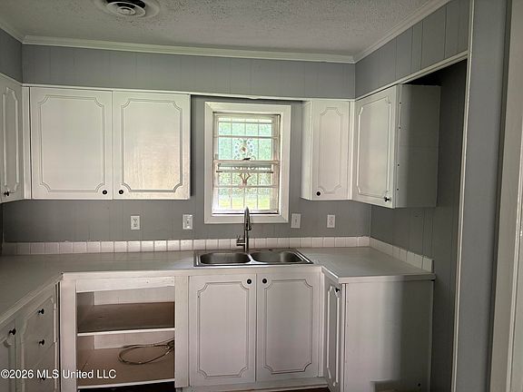 4th image of 1241 Wooddell Dr