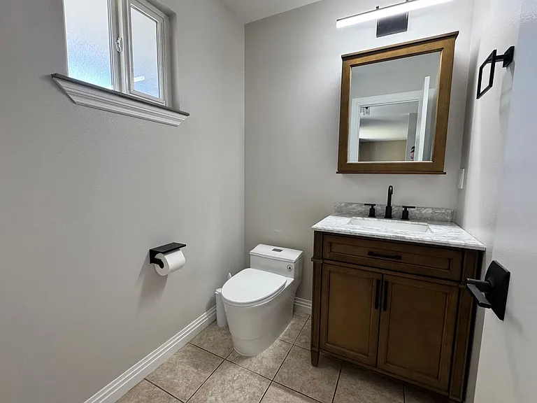 1108 Maddox Creek Ln — Photo 10