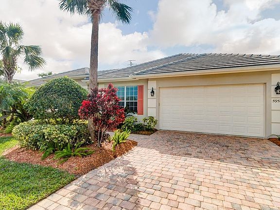 3rd image of 5955 Brae Burn Cir