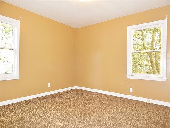 5th image of 2491 Ventura Pl SE
