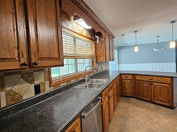 5th image of 1213 Skipperville Rd
