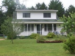 W8637 Rustic Dr, Clintonville, WI 54929