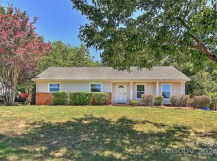 11125 Painted Tree Rd, Charlotte, NC 28226
