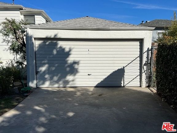 2nd image of 1230 Edris Dr