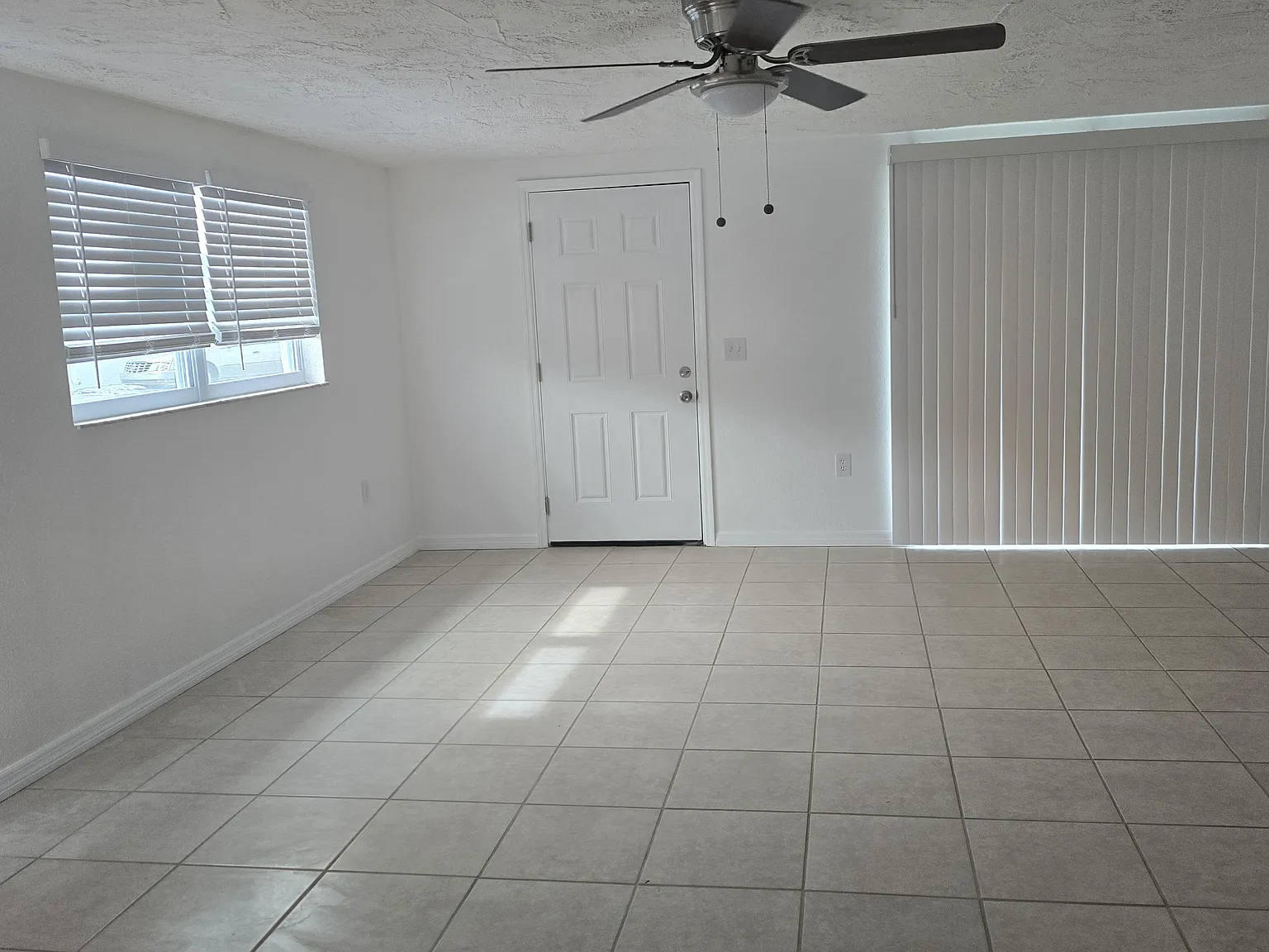 1 bed, 630 sqft, $975 — Photo 3
