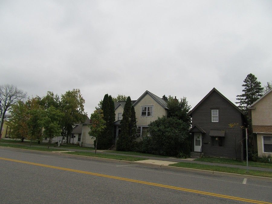2nd image of 507 S 8th St