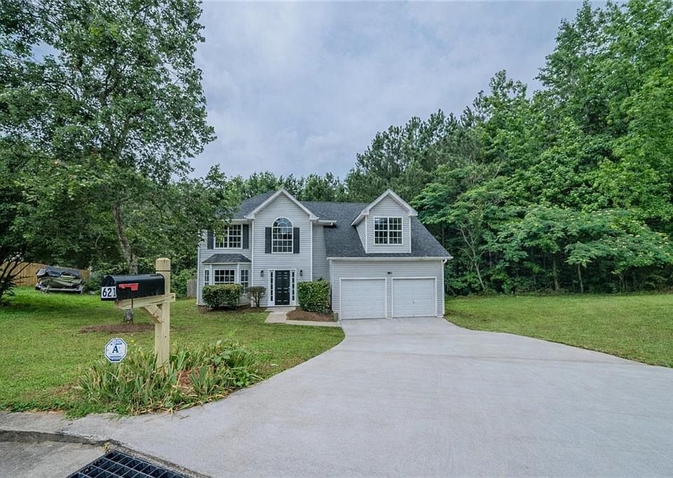 1st image of 621 Lakewater View Dr