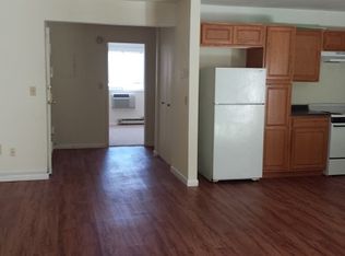 1219 24th St, West Des Moines, IA 50266