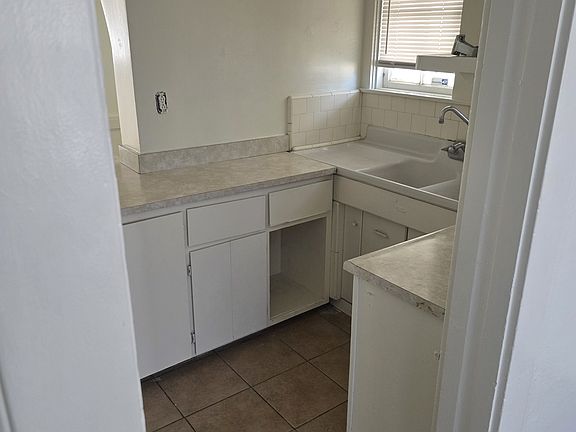 5th image of 1219 G St