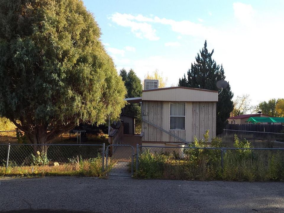1st image of 611 Meadowland St