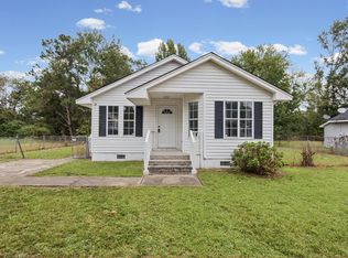 112 Sunny Acres Dr, Eastover, SC 29044