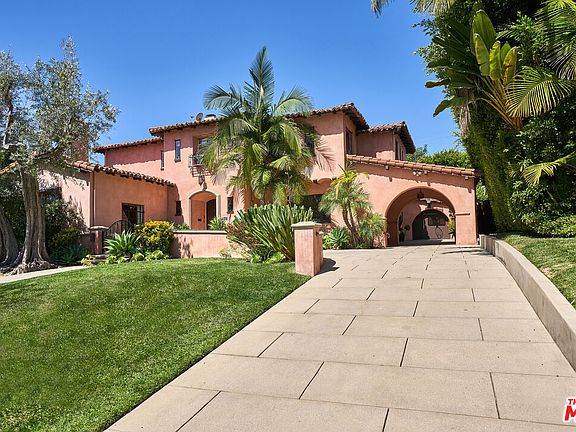 3rd image of 519 N Alta Dr