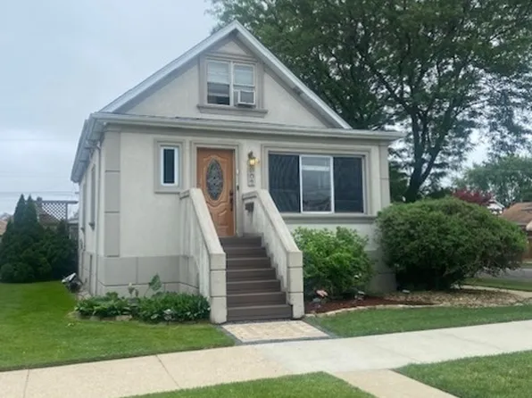 2901 N Newland Ave, Chicago, IL 60634