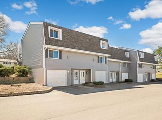 2338 Dorland Pl E, Maplewood, MN 55119