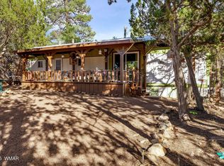 2057 Pinewood Dr, Overgaard, AZ 85933