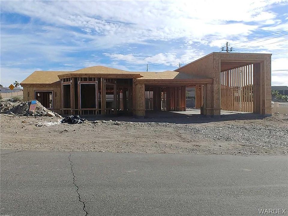 1st image of 3420 Desert Pl