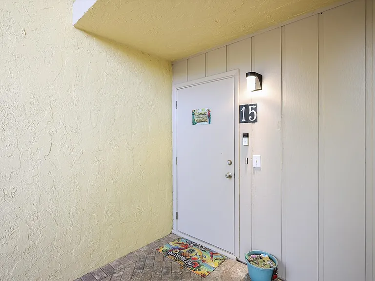 101 Louella Ln #15 — Photo 28