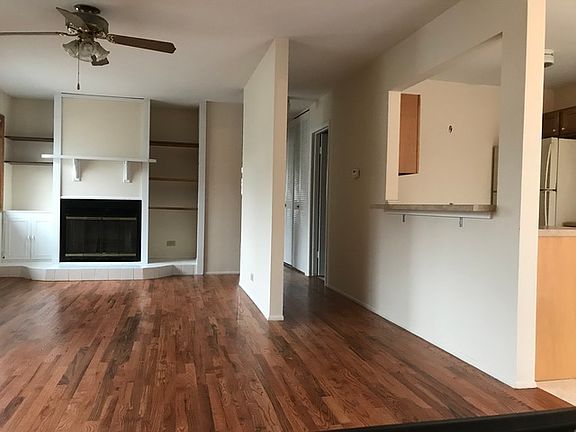 2nd image of 321 Clearwater Ln #321