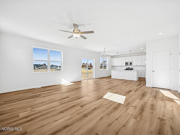 3rd image of 134 Valley Hall Dr
