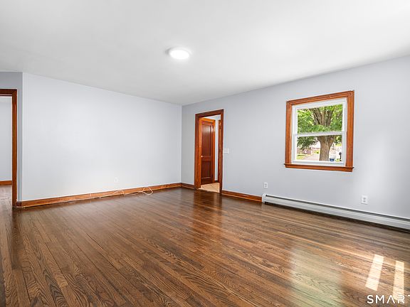 4th image of 1590 Quinnipiac Avenue