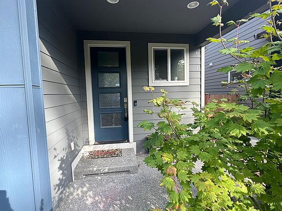 4th image of 22713 35th Ave SE