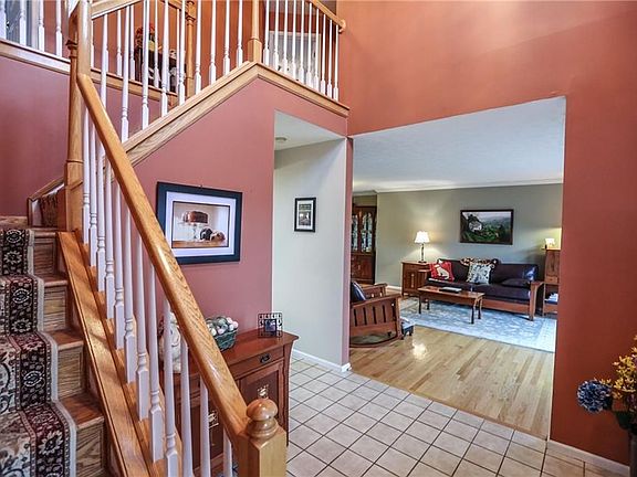 4th image of 329 Alverstone Way