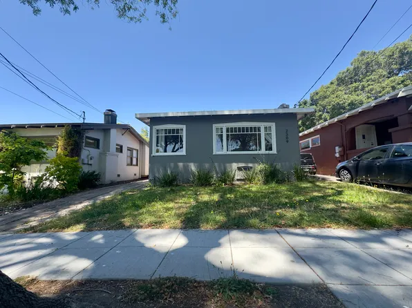 2309 Derby St, Berkeley, CA 94705