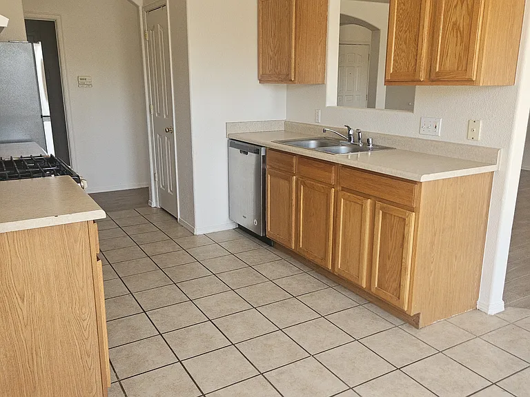 5210 Cats Eye Rd — Photo 7