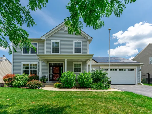 414 River Bend Dr, Genoa, IL 60135