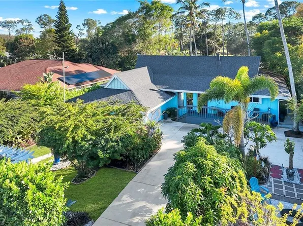 4352 Parrot AVE, NAPLES, FL 34104