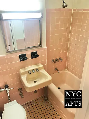 Rented by New York City Apartments | media 28