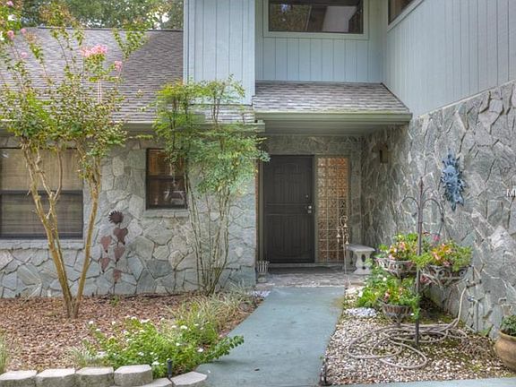 2nd image of 8820 Riverlachen Way
