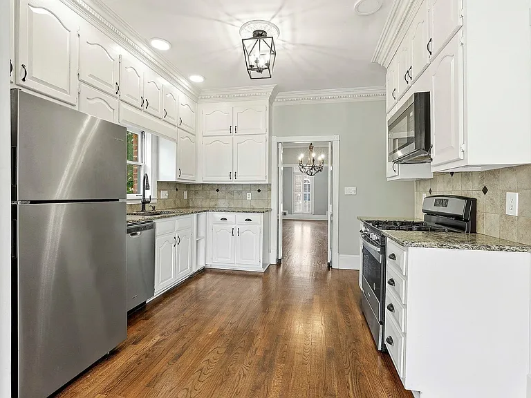 165 Habersham Pl — Photo 11