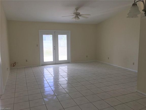 2nd image of 3018 SW 4th Ave