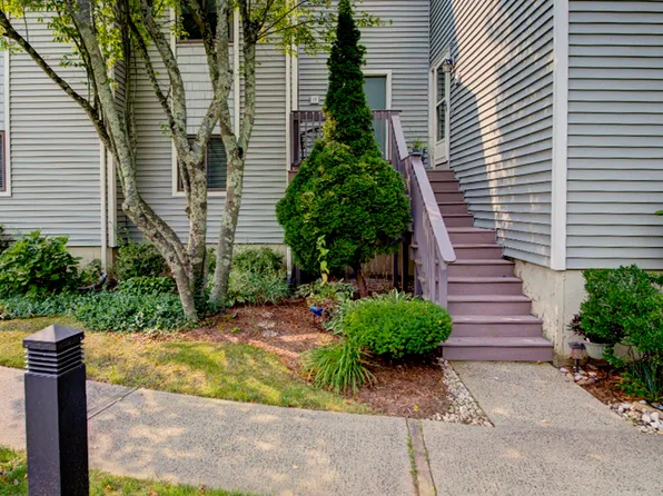 15 Turtle Bay Drive #15, Branford, CT 06405