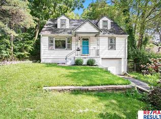 4710 Parker St, Omaha, NE 68104