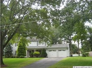 364 Taylors Mills Rd, Manalapan, NJ 07726