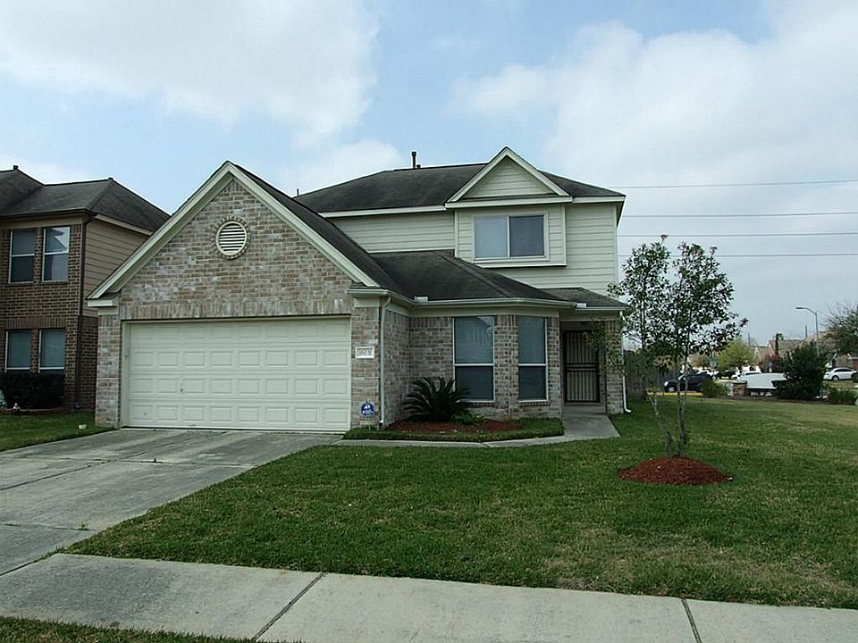 1st image of 16031 Wisteria Hill St