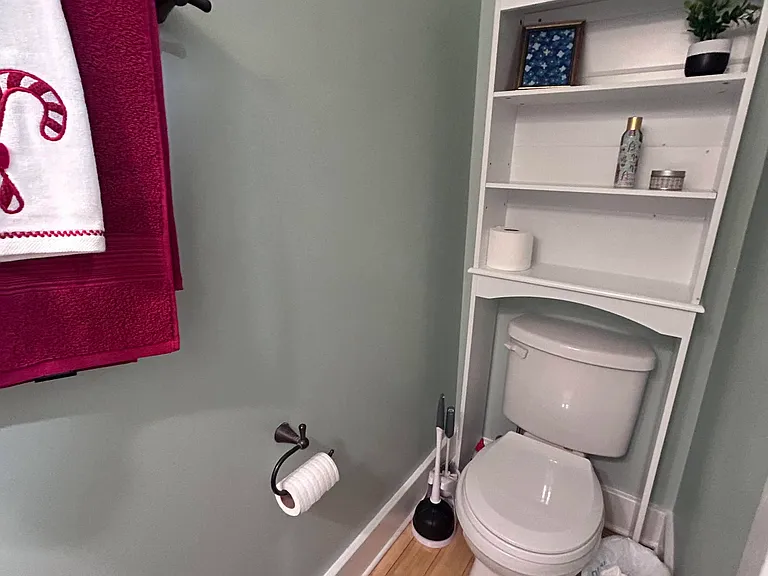 807 Channing Dr — Photo 11