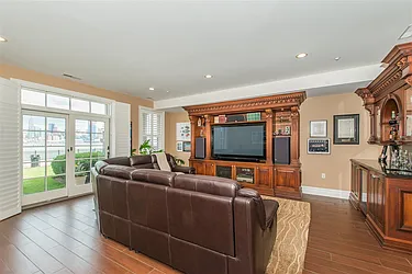 Rented by Keller Williams City Life Realty