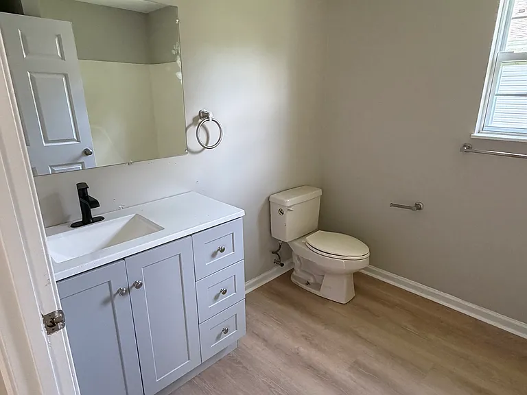 3909 Selma Ave — Photo 5