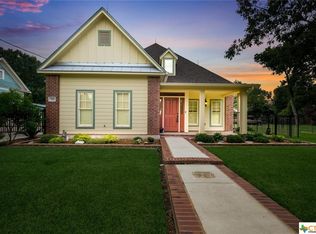 746 W Mill St, New Braunfels, TX 78130