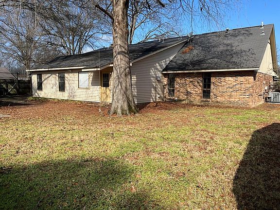 4th image of 508 Anne Stokes Rd